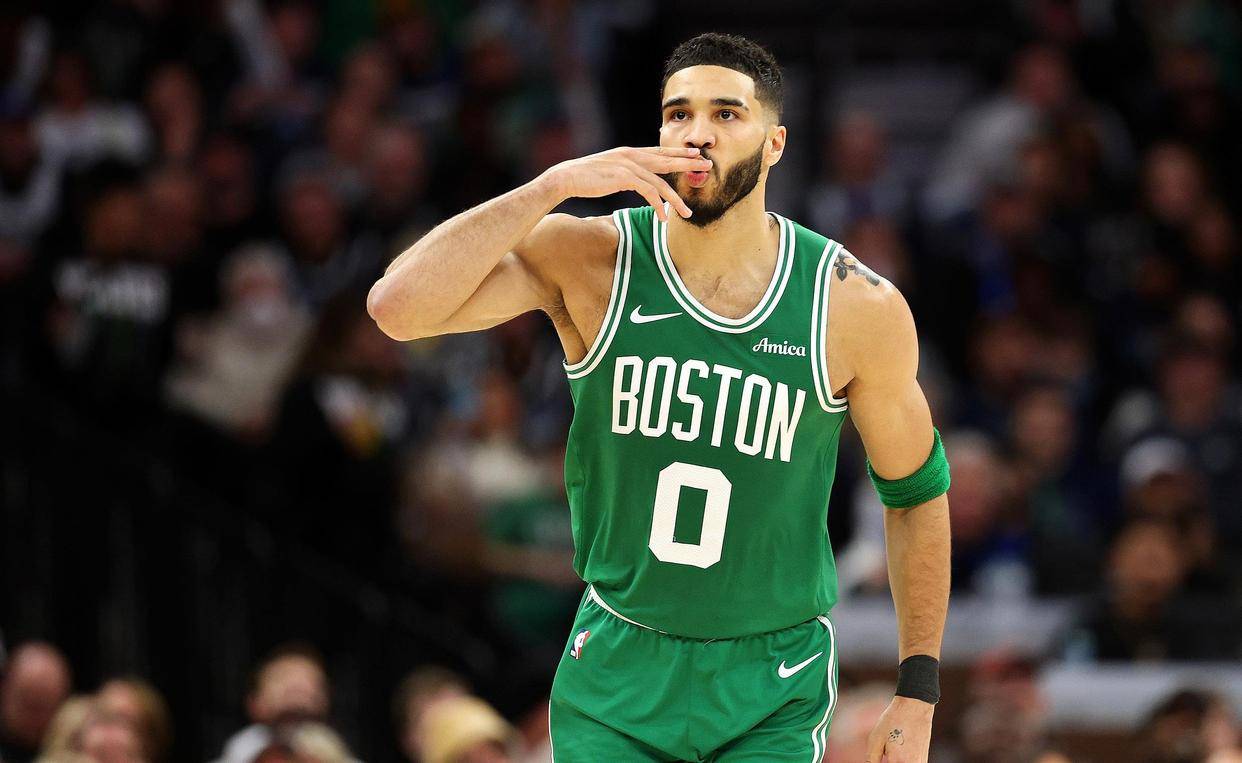 贝博体育-独行侠带队取胜！，塔图姆重要时刻反败为胜全场沸腾不已的简单介绍