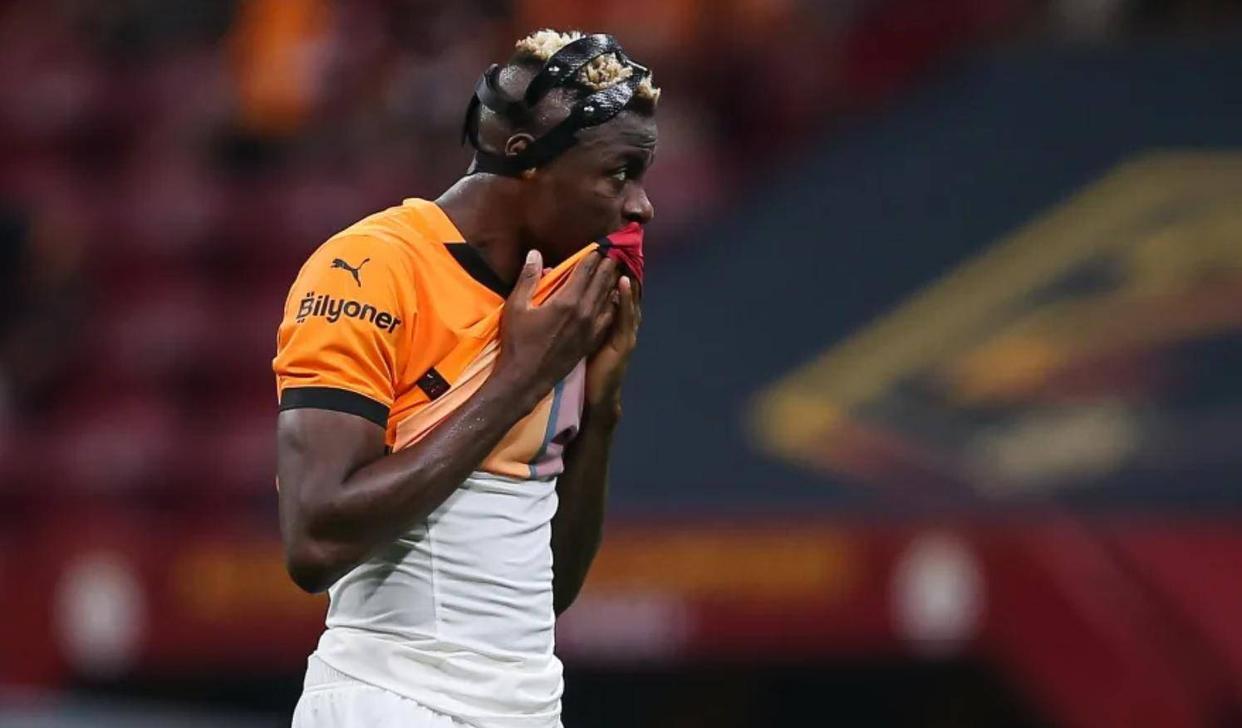 贝博体育-德罗巴在曼联比赛中战术调整，连败引发热议！的简单介绍