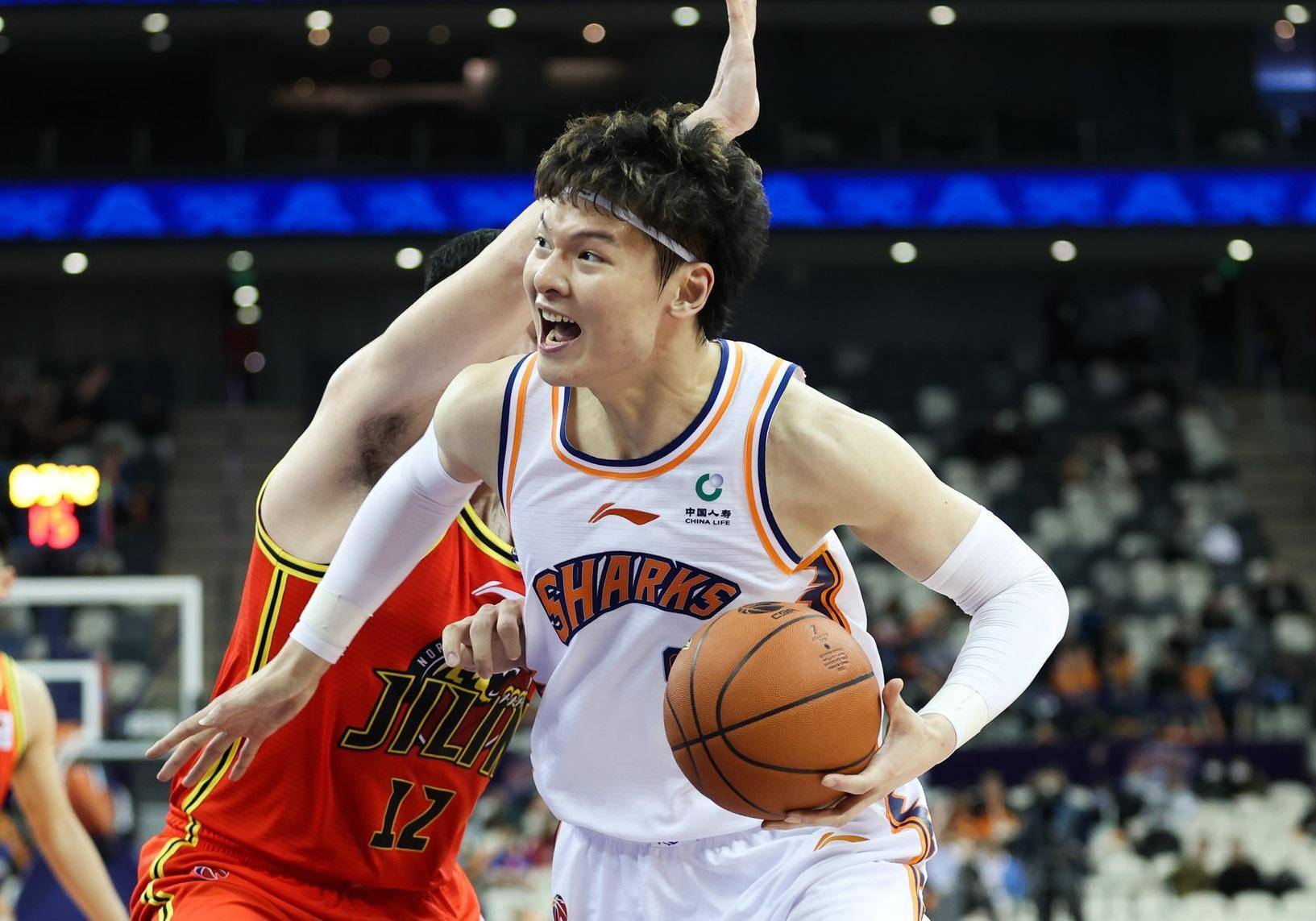 贝博-包含Karsa在热火比赛中出色防守，逆转引发热议！的词条